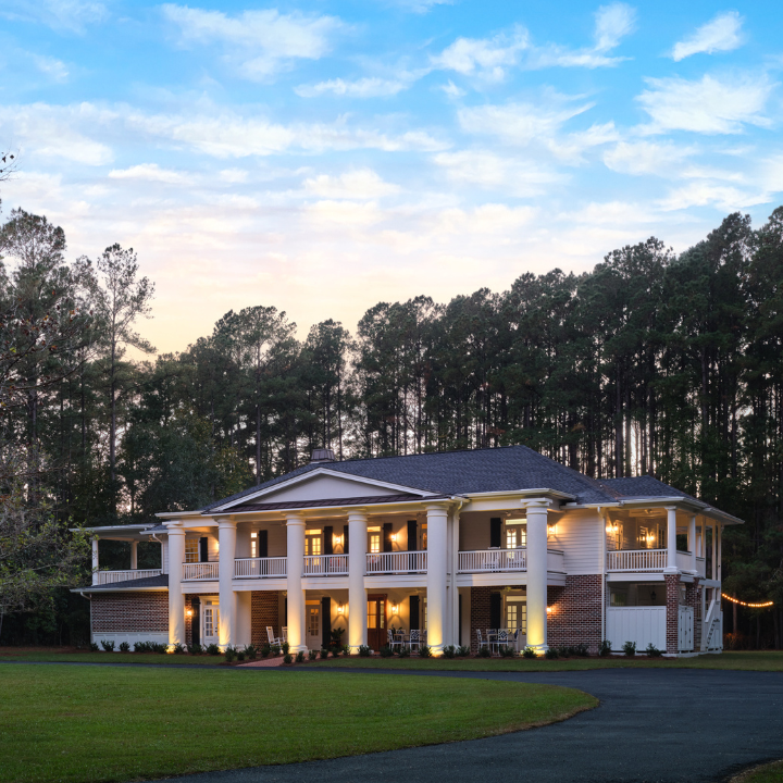 May River Manor exterior