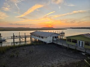 Bowens Island Restaurant from outside