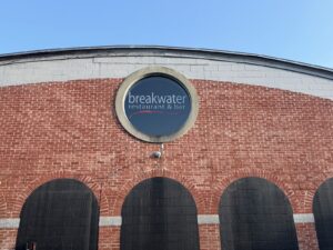 Breakwater Restaurant & Bar | Southern from outside