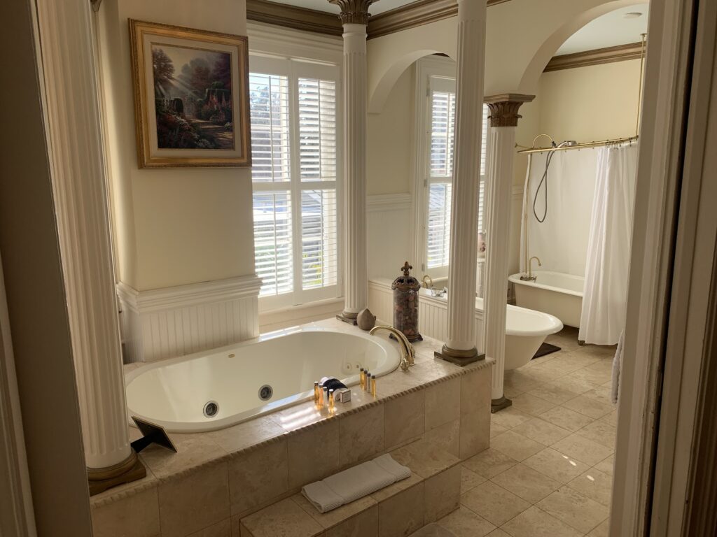 Justine Inn Savannah photo 2 of 4