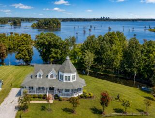 1232 Longpoint Road, Cross SC 29436