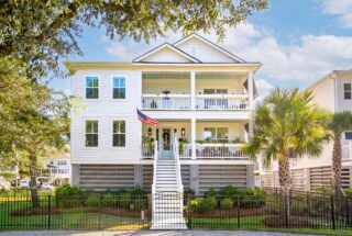 1534 N Lakeshore Drive, Mount Pleasant SC 29466