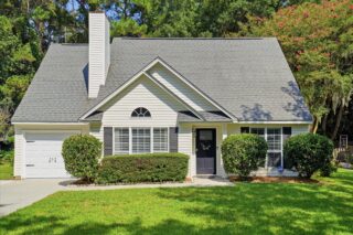 1323 Center Lake Drive, Mount Pleasant SC 29464
