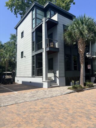 6 Brewster, Charleston SC 29403