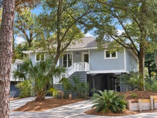 29 Twin Oaks Lane, Isle of Palms SC 29451