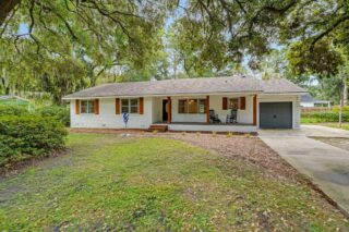 8 W Miller Drive, Beaufort SC 29907