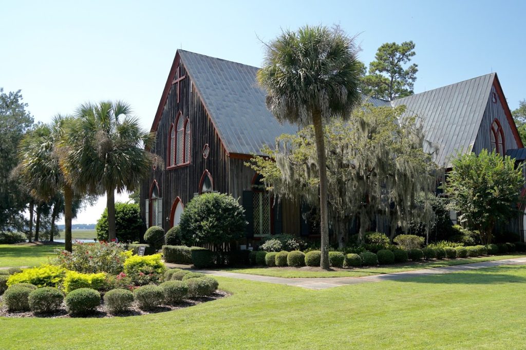 The Boutique Coast: Old Town Bluffton, Bay Street, and Broughton