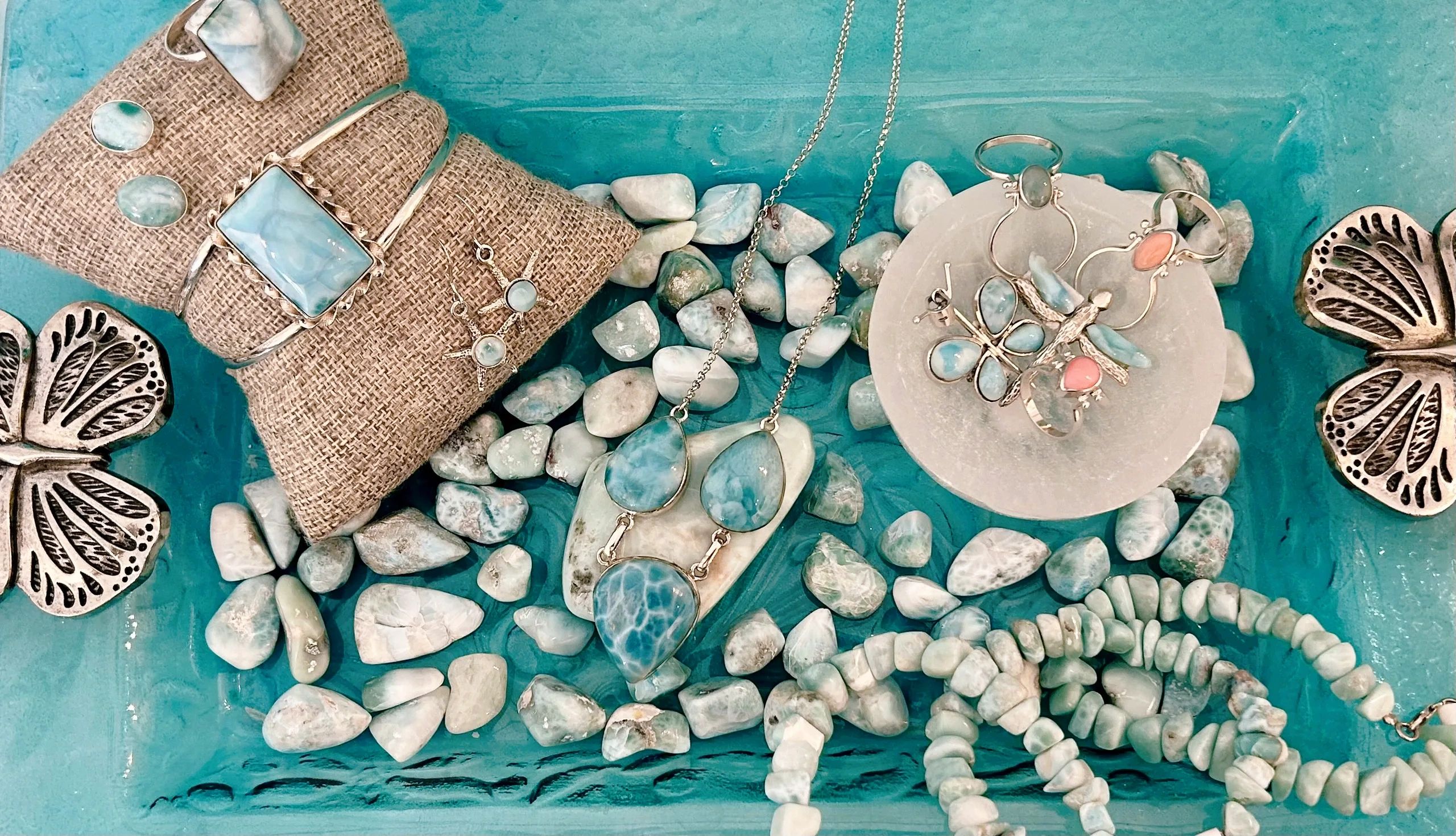 Transcendent Treasures — work sample 1