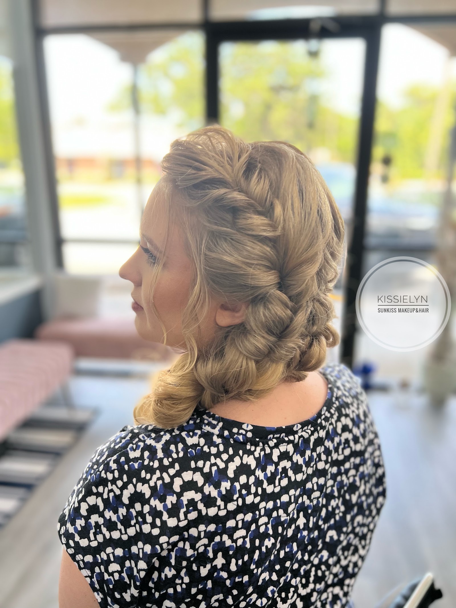 SunKiss MakeUp&Hair — work sample 1