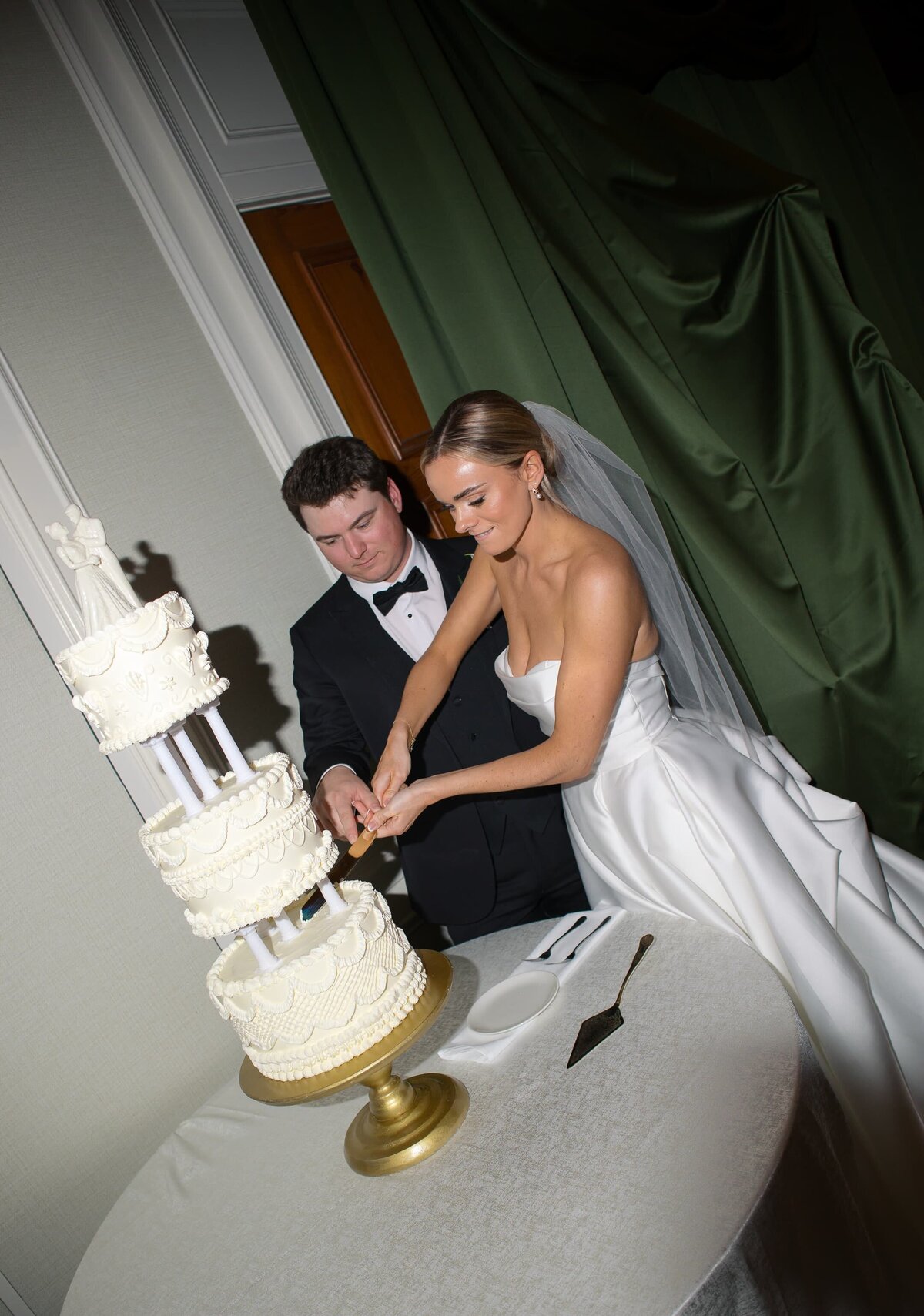 Ashly McCoy-Wedding Photographer — work sample 1