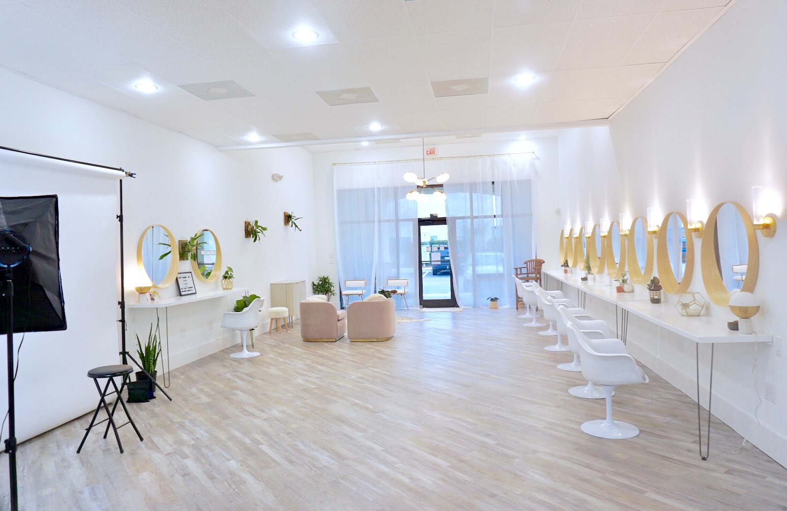 The White Room — work sample 2