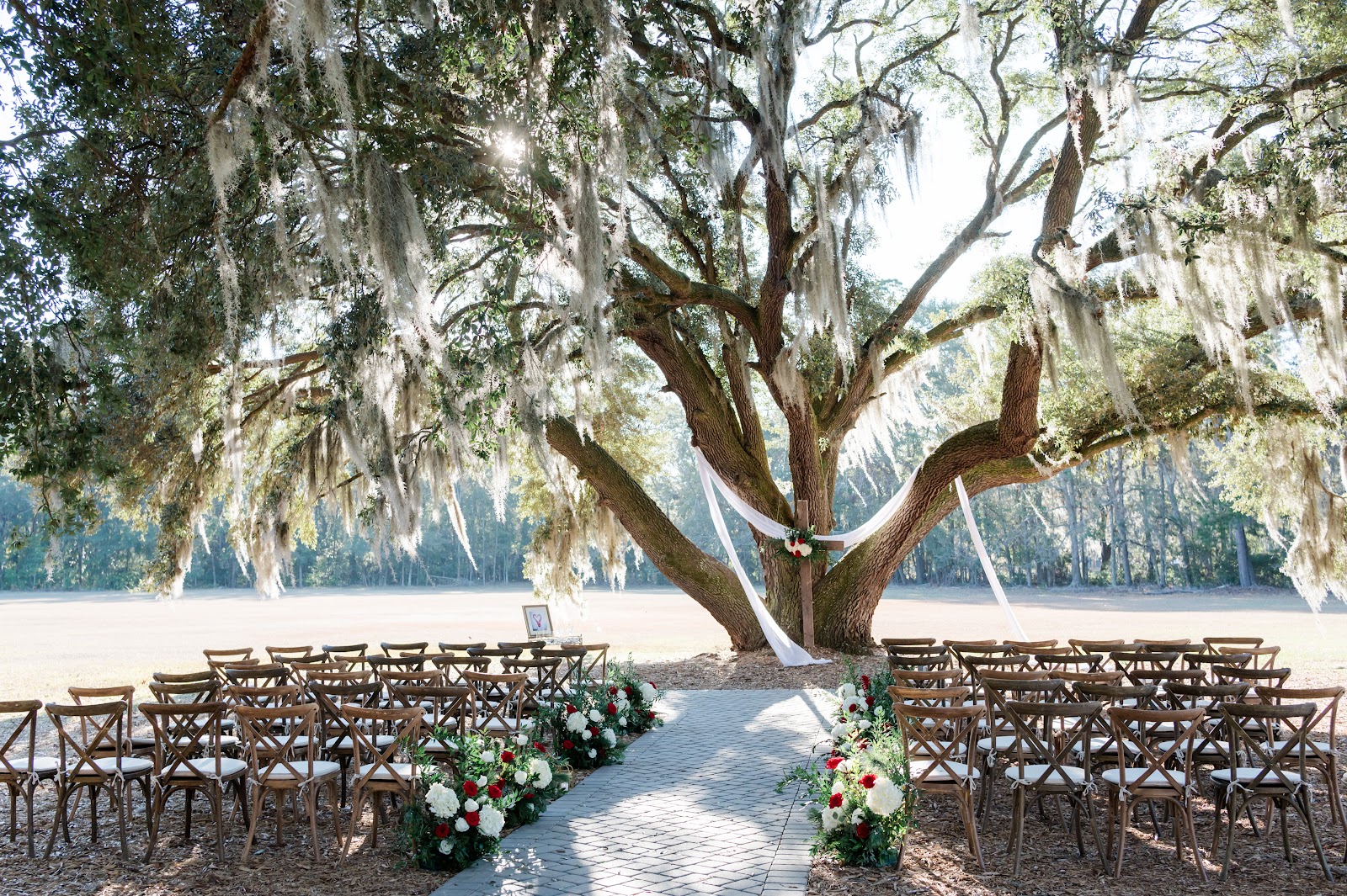 Hewitt Oaks: Weddings+Events+Retreats — photograph 2
