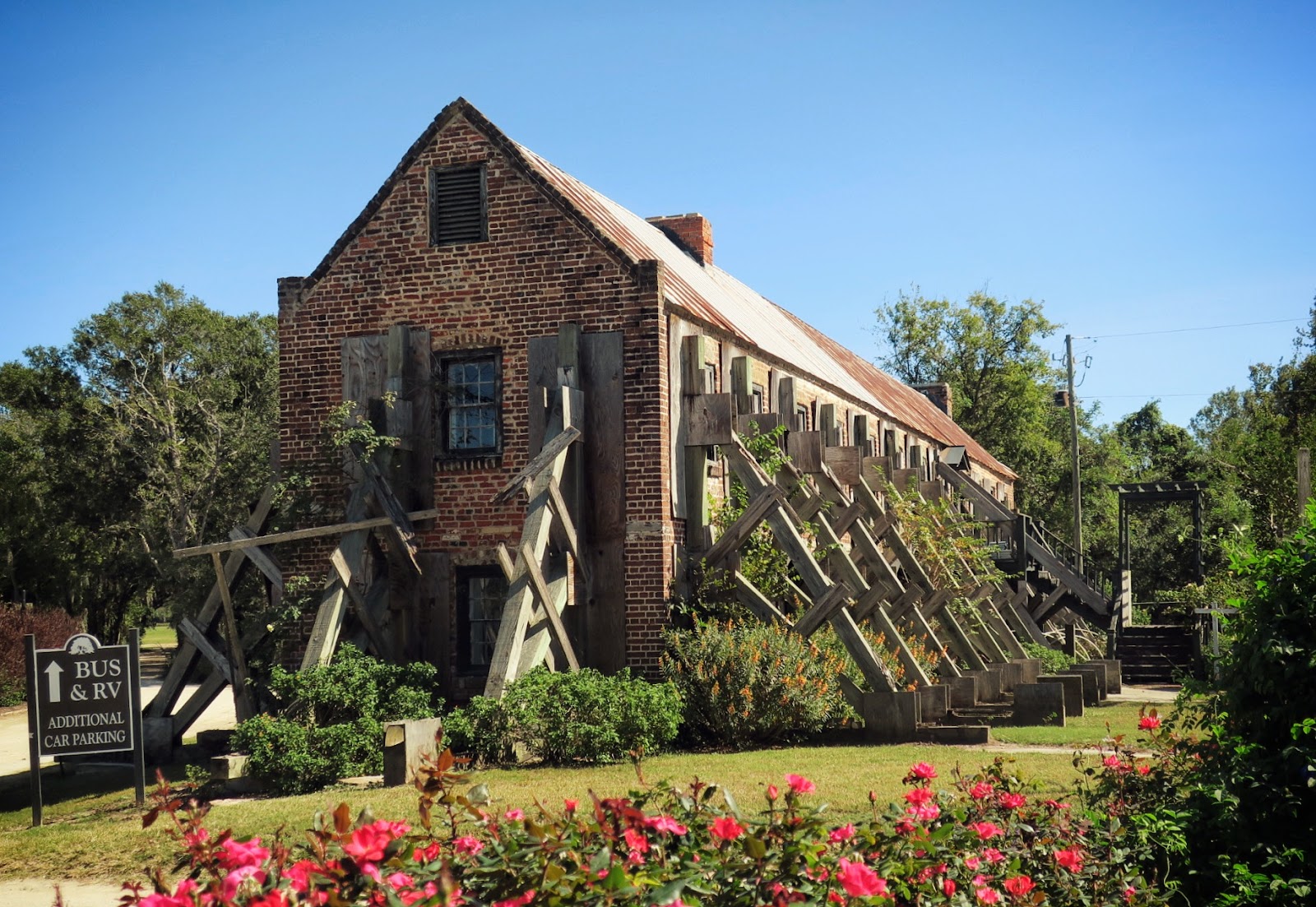 Boone Hall Plantation & Gardens — photograph 3