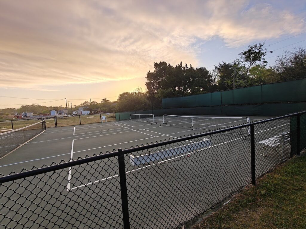 Public tennis and pickleball court