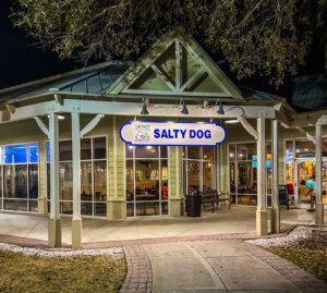 Salty Dog Bluffton Restaurant and Pizza from outside