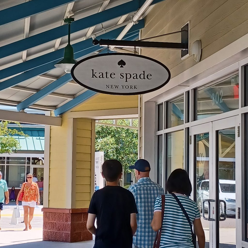 Tanger Outlets Hilton Head 1
