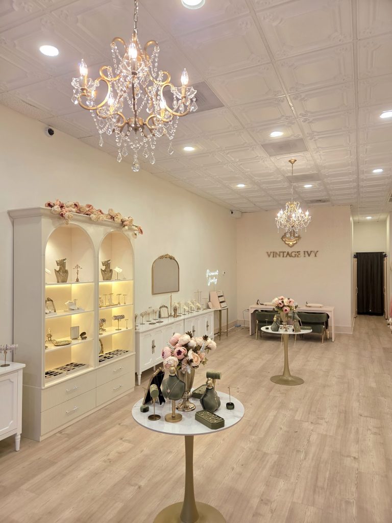 Vintage Ivy – Charleston