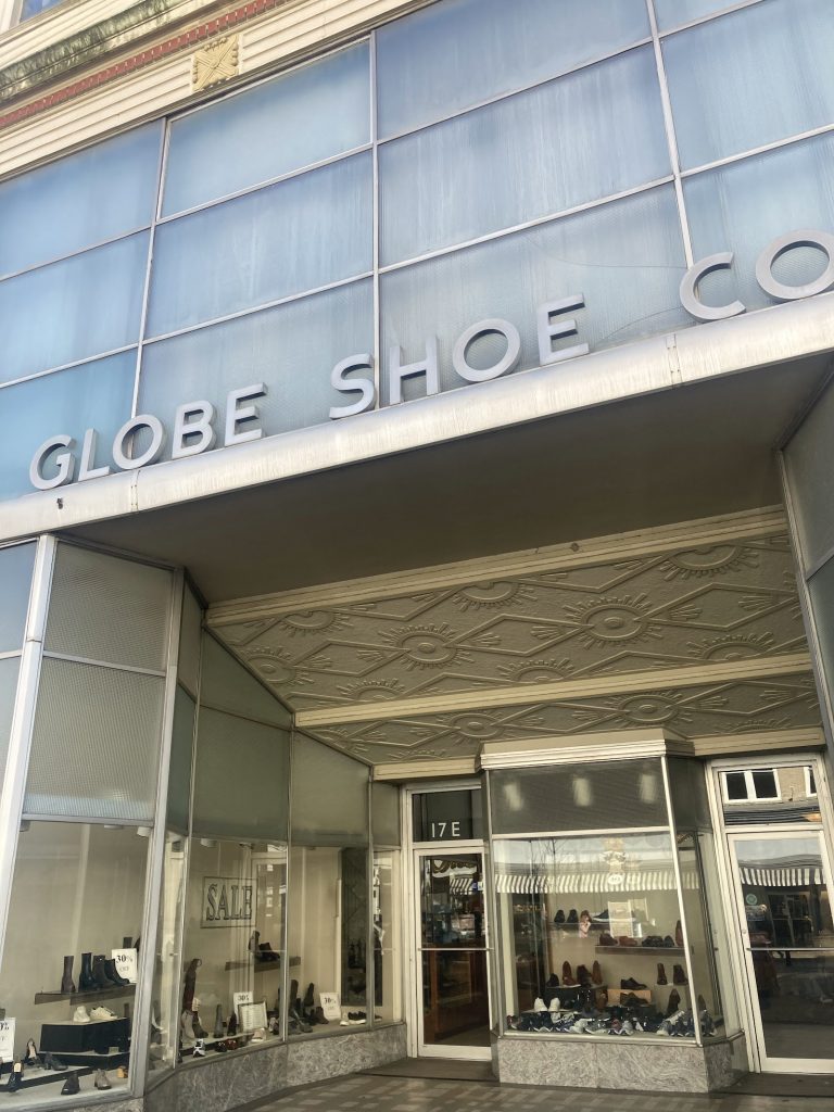 Globe Shoe Company