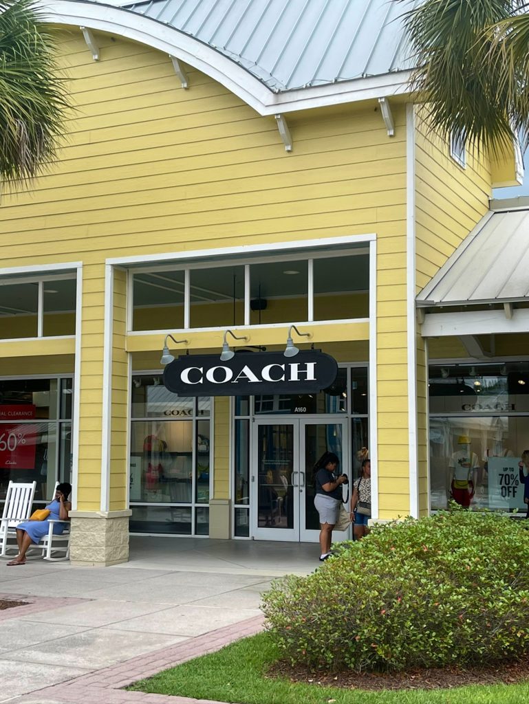 COACH Outlet