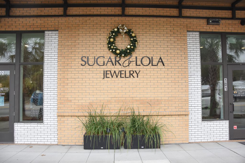 Sugar & Lola