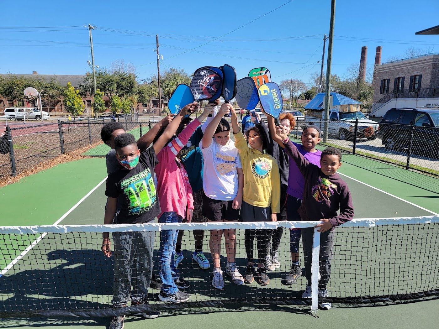 WePickle courts